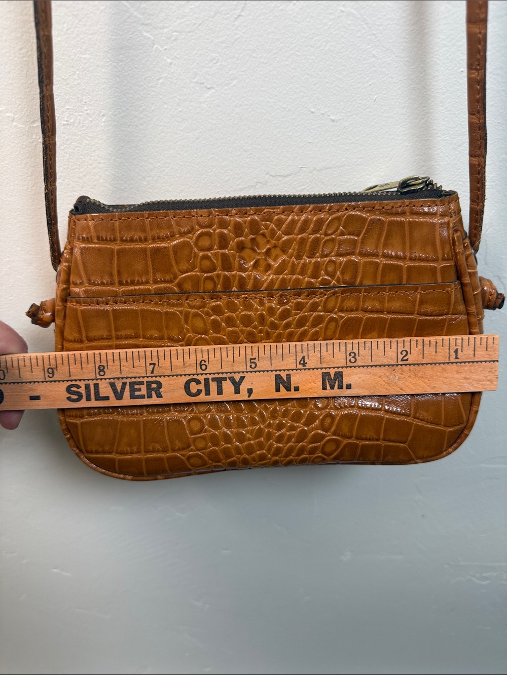 Patricia Nash Croc-Embossed Tan Crossbody Bag - Picture 4 of 5